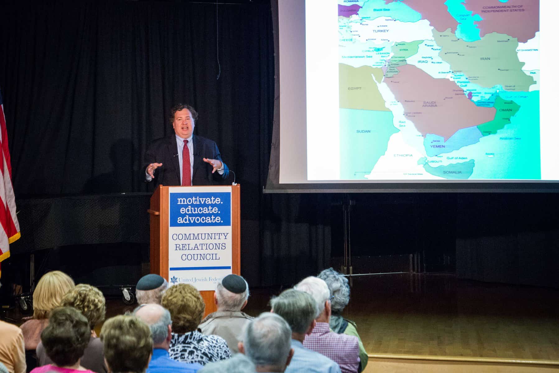 David Makovsky speaks to a standing room only audience of 300 at the Israel Today Forum.