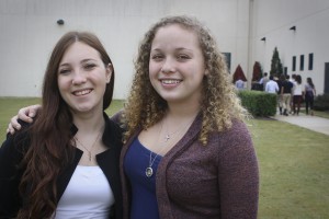 Israeli exchange student Dina Eisenstadt and Tallwood High student Kaitlyn Gallagher.