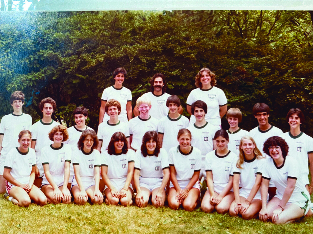 Stephanie Peck in the front row, third from right.