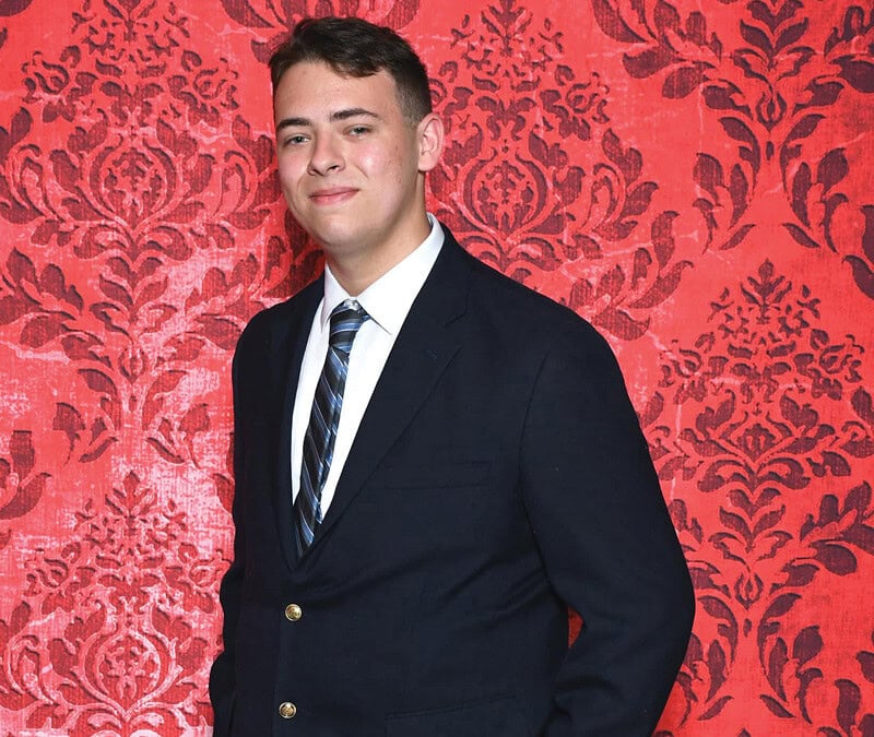 Aiden Vonegloffstein named 2026 Stein Family Scholarship recipient